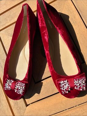 Lands' End Burgundy Velvet Bow Flats with Crystal Accents Sz:7.5
